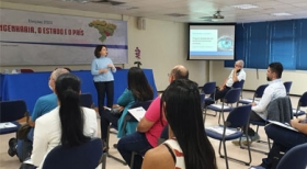 Atividade do Núcleo Jovem prepara engenheiros para processos seletivos