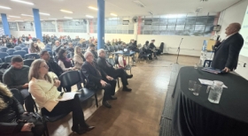 Murilo ministra aula inaugural a alunos do Centro Universitário ETEP