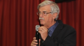 Vice-presidente Atienza fala sobre as vias sem faixas na Capital