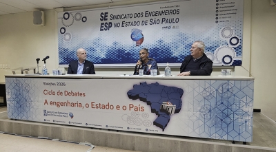 Caminhar em direção a um modelo sustentável de desenvolvimento, defende Marina Silva