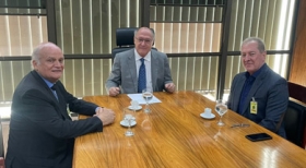 Murilo dialoga em Brasília com lideranças do governo sobre as propostas do Cresce Brasil