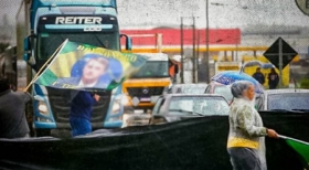 Centrais cobram respeito às eleições