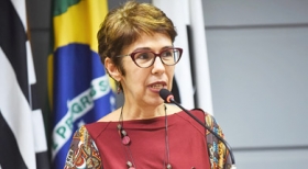 Sindicalismo precisa se reorganizar para enfrentar desmonte, diz cientista política