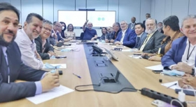 Lula recebe dirigentes sindicais e agradece apoio